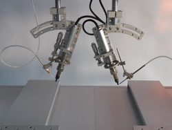 自動焊錫機烙鐵頭是怎么進行旋轉的